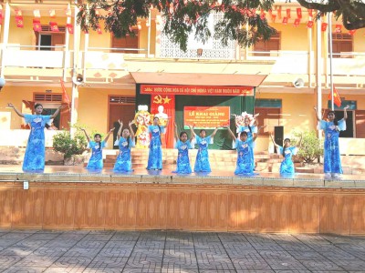 Hình ảnh Lê khai giảng năm học 2025 2026